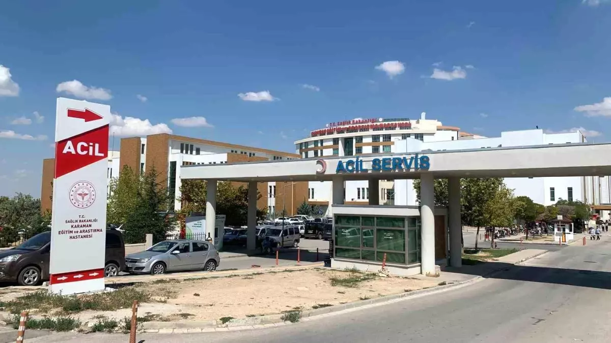Salça Makinesine Eli Kaptıran Kadın Hastanelik Oldu