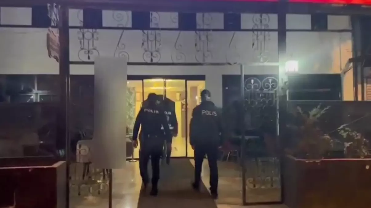 Ankara’da Fuhuş Operasyonu: 6 Gözaltı, 20 Kadın Kurtarıldı